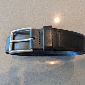 Eddie Bauer Men's Black Leather Belt